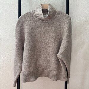 H&M Oatmeal‎ Wool Blend Turtleneck Sweater Size Large
